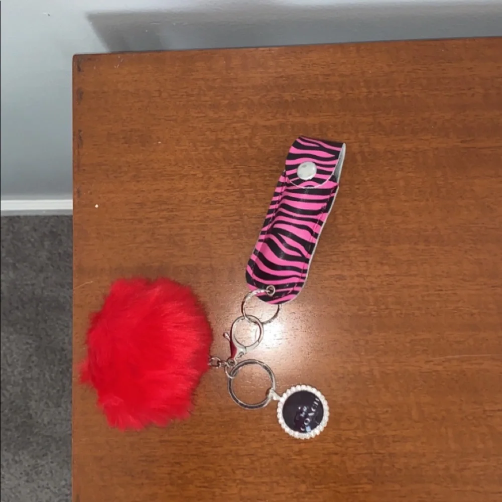 Keychain - Picture 2 of 5